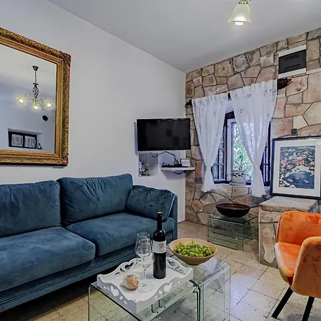 Newly Renovated Stone Smokvica 1892 Nyaraló Smokvica