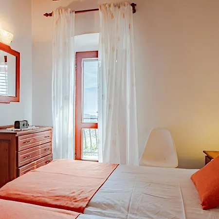 Newly Renovated Stone Smokvica 1892 Holiday home *
