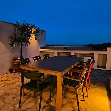 Holiday home Newly Renovated Stone Smokvica 1892 *